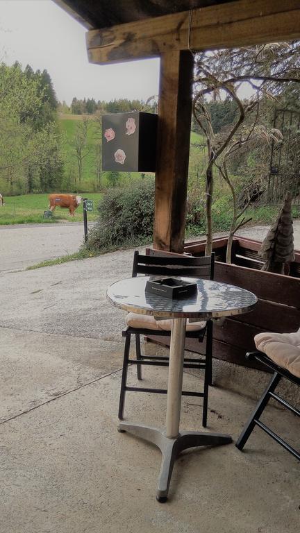 Chambres d'hôtes chez Pierrot et Flo Vugelles-La Mothe Exterior foto